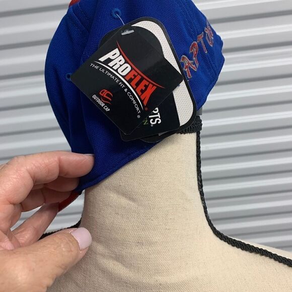 NWT Raptors Hat  - Picture 3 of 4